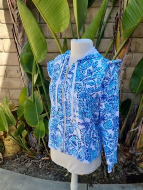 Lilly Pulitzer Audrey Zip-Up Hooded Jacket Ruffle Detail Blue Floral Large